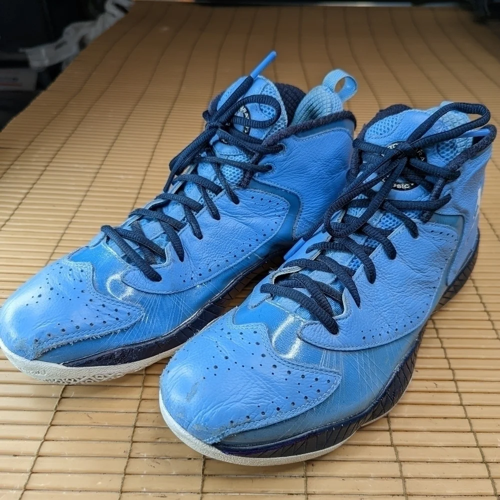 Nike Air Jordan 2012 Jordan Brand Classic University Blue men's sz 11. 484654-40